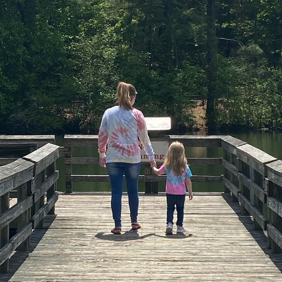 Meet your Posher, Melissa - Picture 1 of 1